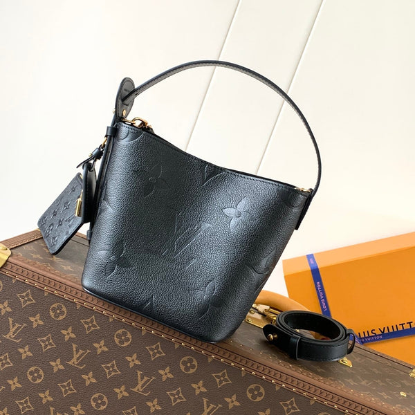 ALL IN BB BAG 18 IN BLACK EMBOSSED COWHIDE